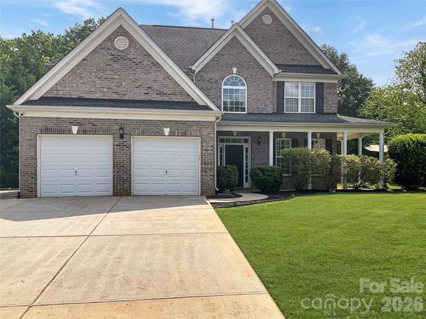 107 Autumn Frost Avenue , Statesville, NC 28677