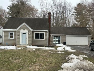 70 Fenton Rd, Rochester, NY 14624