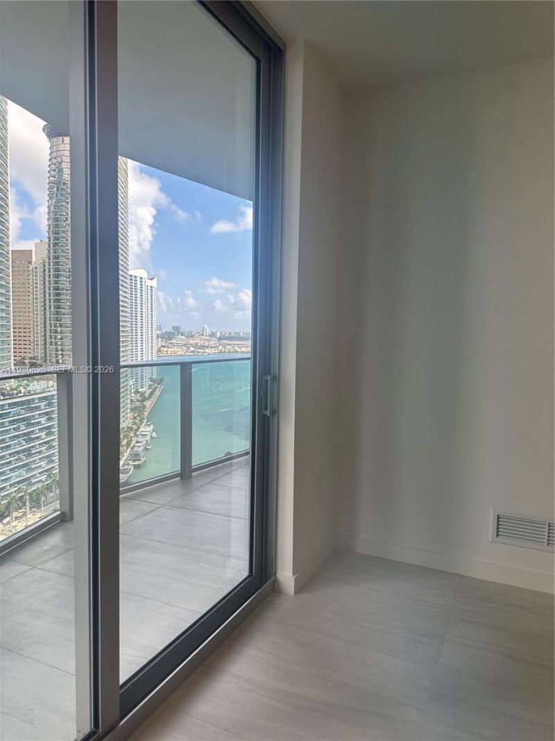 77 SE 5th St, Unit 2506, Miami, FL 33131 Photo