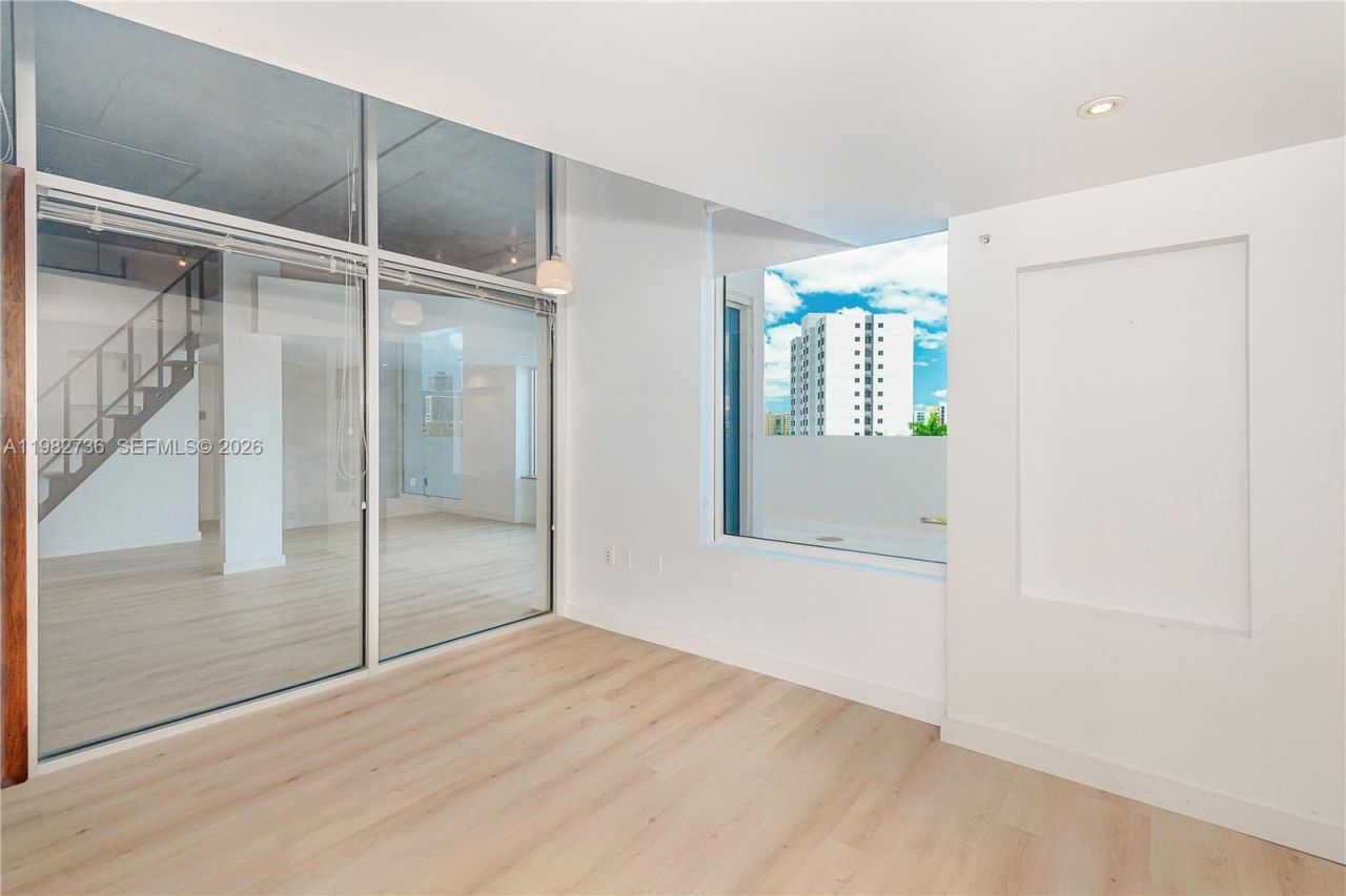 10 SW South River Dr, Unit 607, Miami, FL 33130 Photo