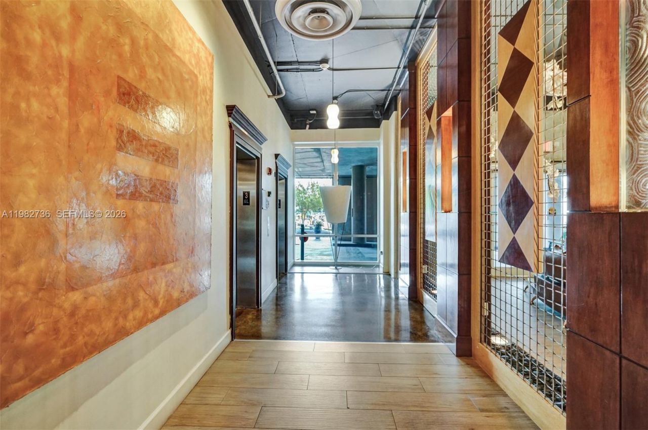 10 SW South River Dr, Unit 607, Miami, FL 33130 Photo