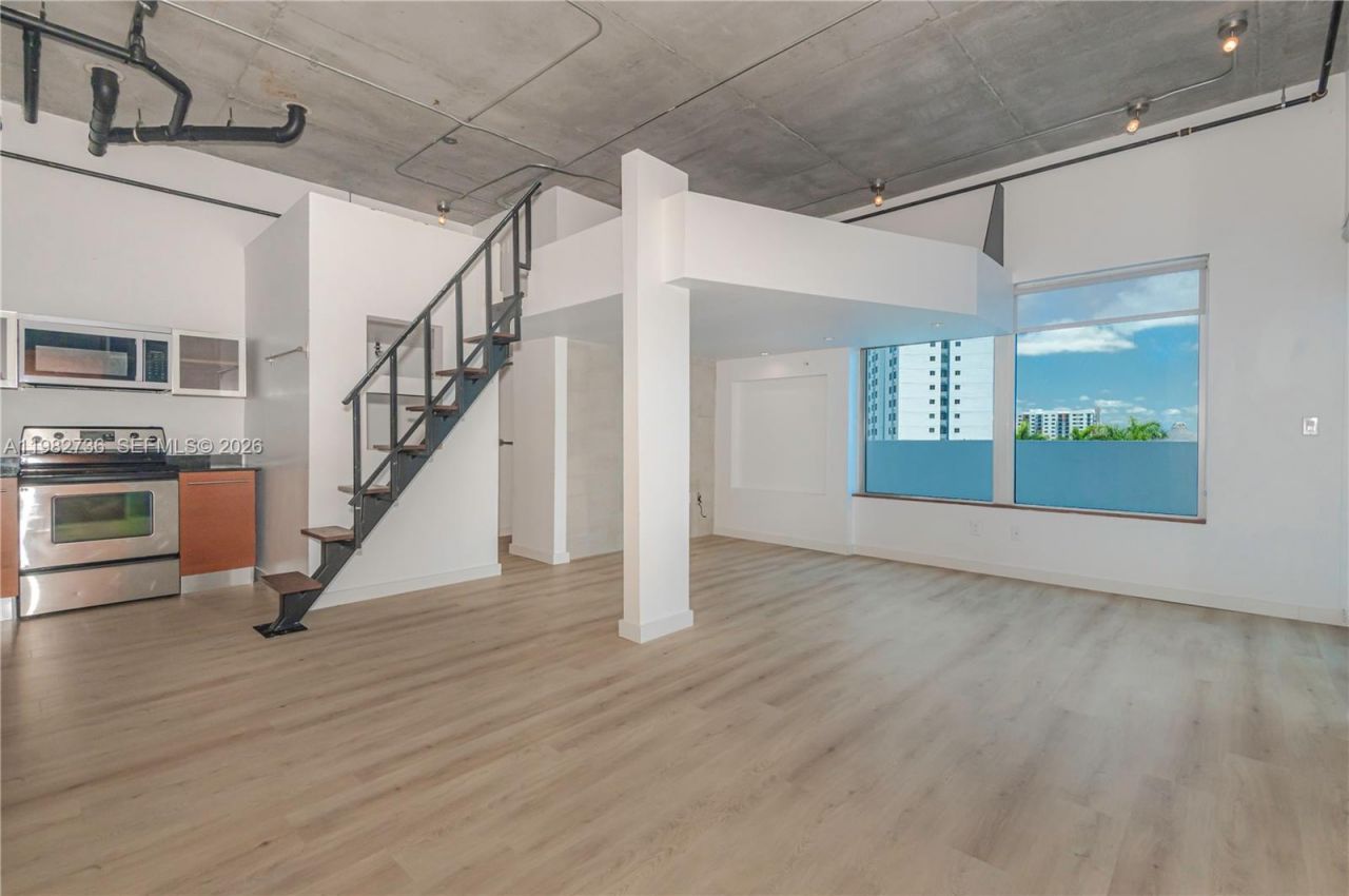 10 SW South River Dr, Unit 607, Miami, FL 33130 Photo