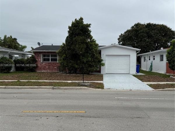 7540 Margate Blvd, Margate, FL 33063