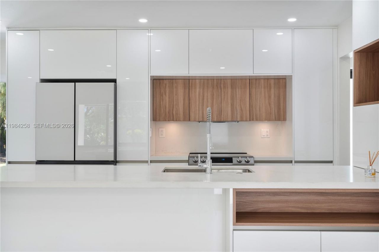 255 Grant Dr , Coral Gables, FL 33133 Photo