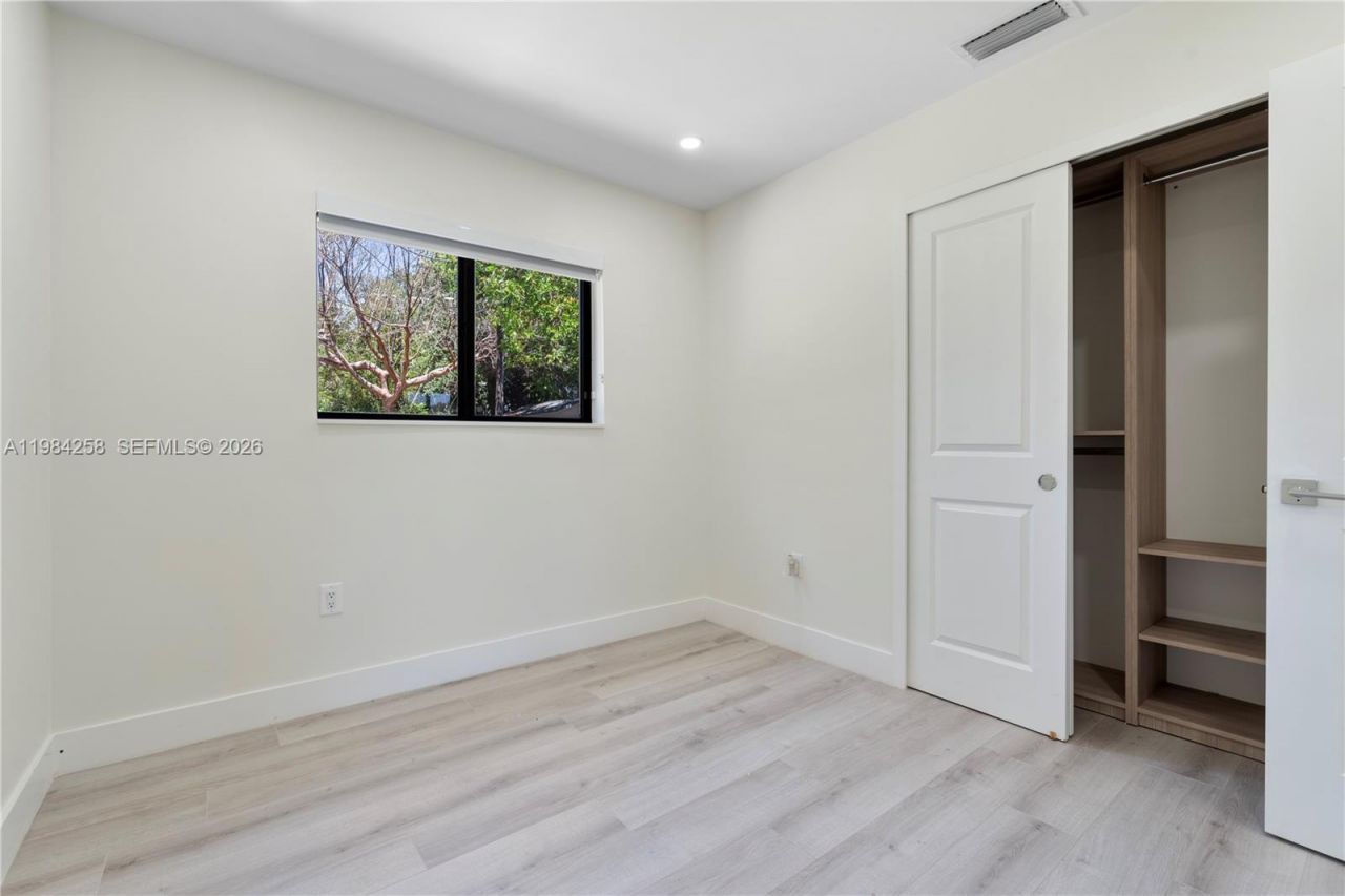 255 Grant Dr , Coral Gables, FL 33133 Photo