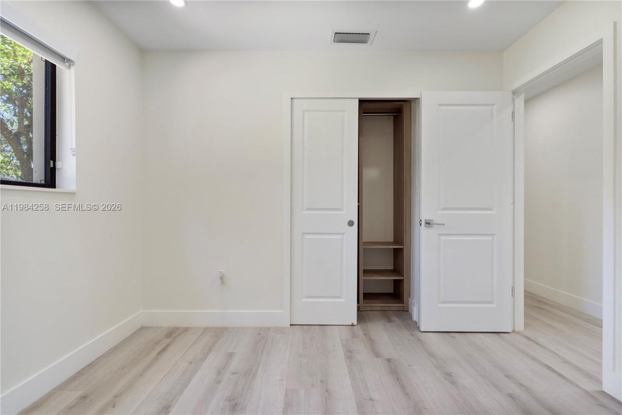 255 Grant Dr , Coral Gables, FL 33133 Photo