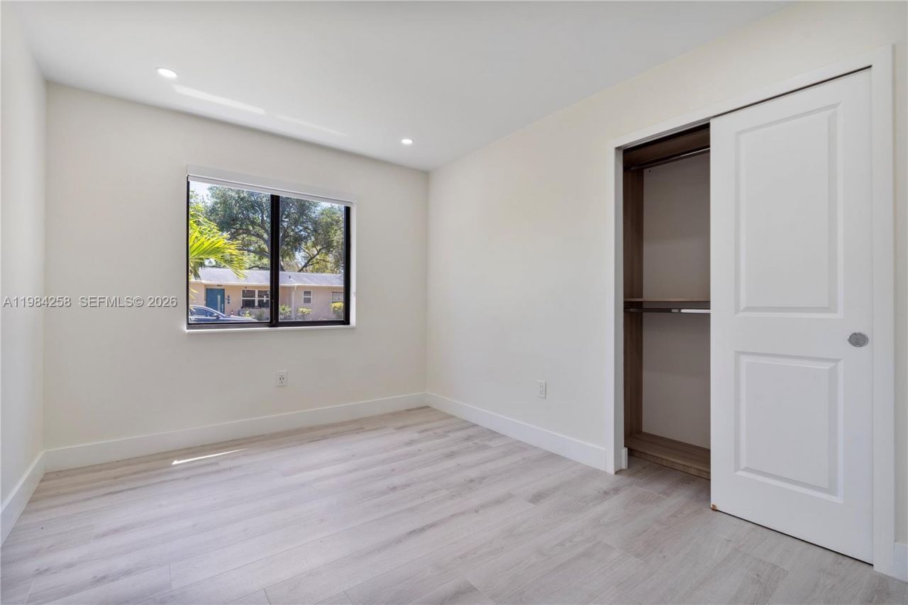 255 Grant Dr , Coral Gables, FL 33133 Photo