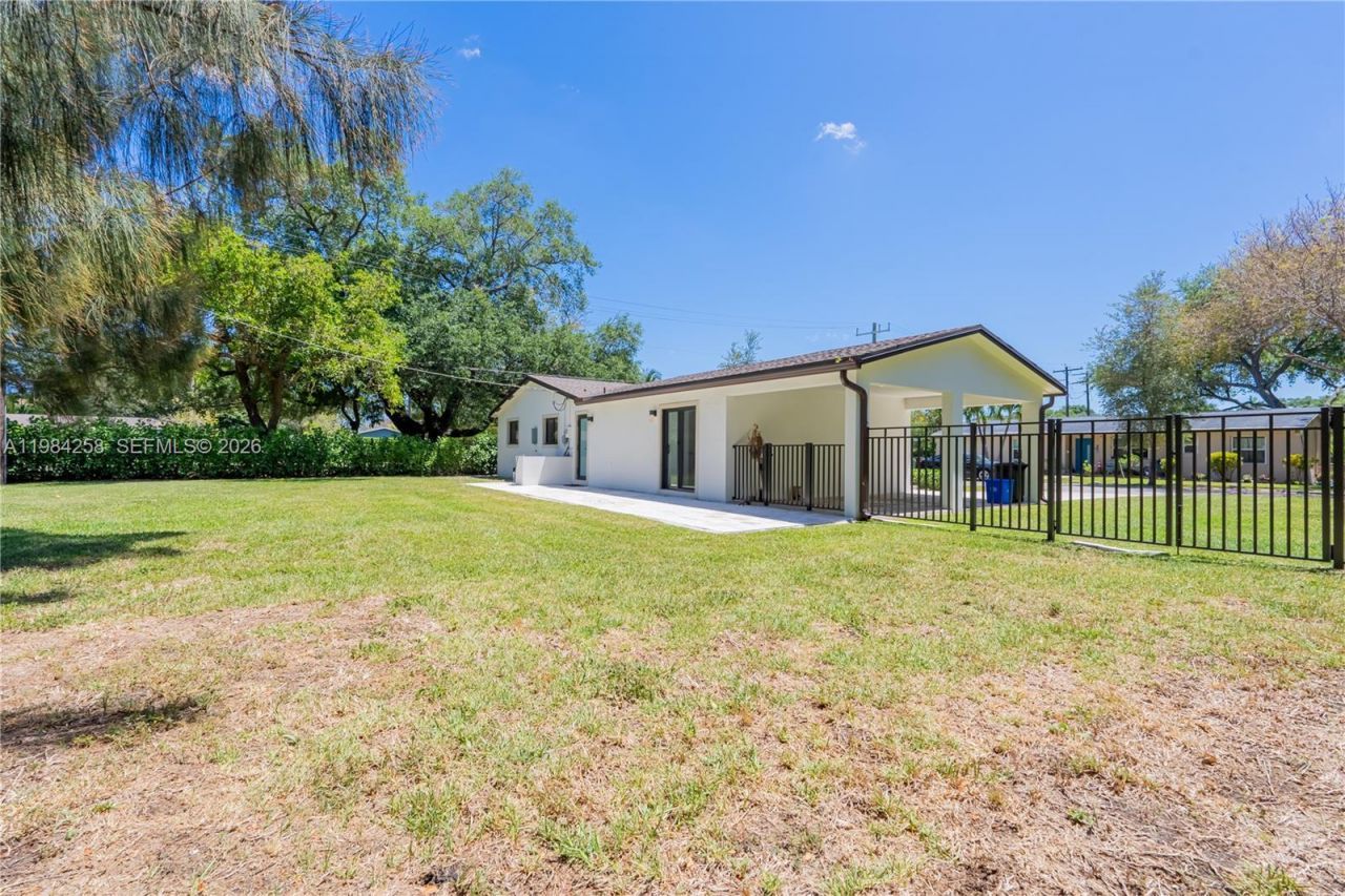 255 Grant Dr , Coral Gables, FL 33133 Photo