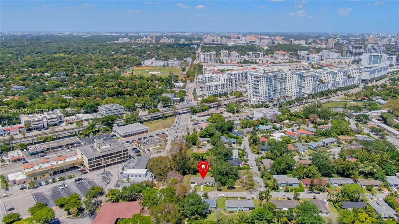 255 Grant Dr , Coral Gables, FL 33133 Photo