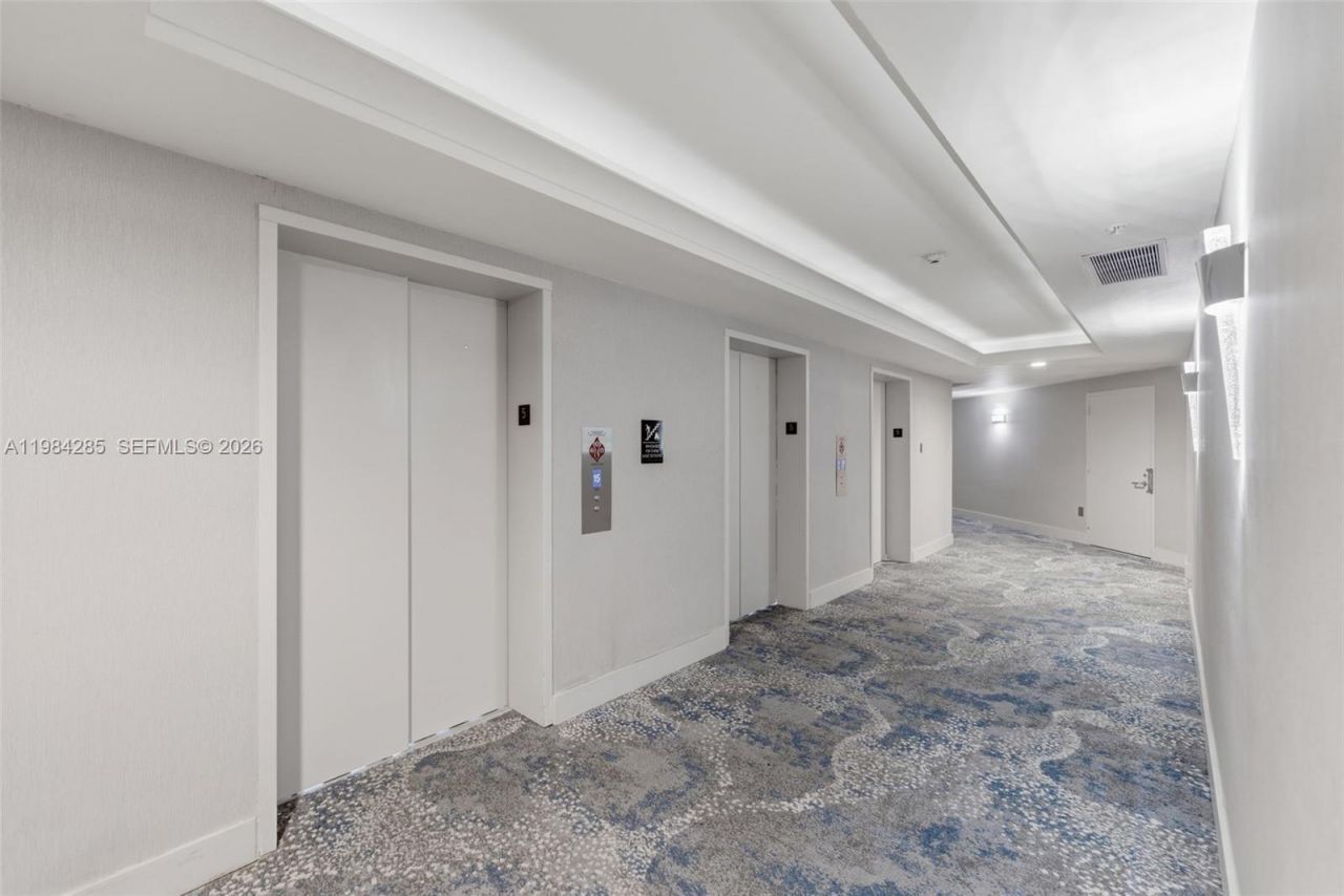 16400 Collins Ave , Unit 544, Sunny Isles Beach, FL 33160 Photo