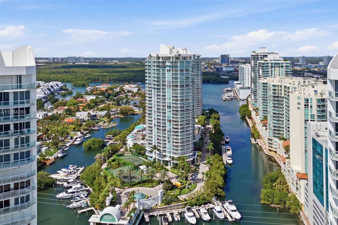 16400 Collins Ave , Unit 544, Sunny Isles Beach, FL 33160 Photo