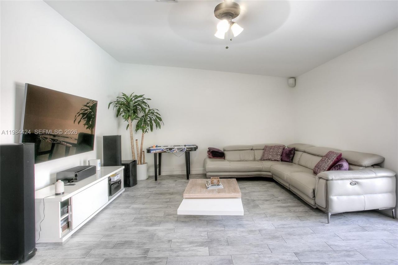 15831 SW 139th Pl, Unit 15831, Miami, FL 33177 Photo