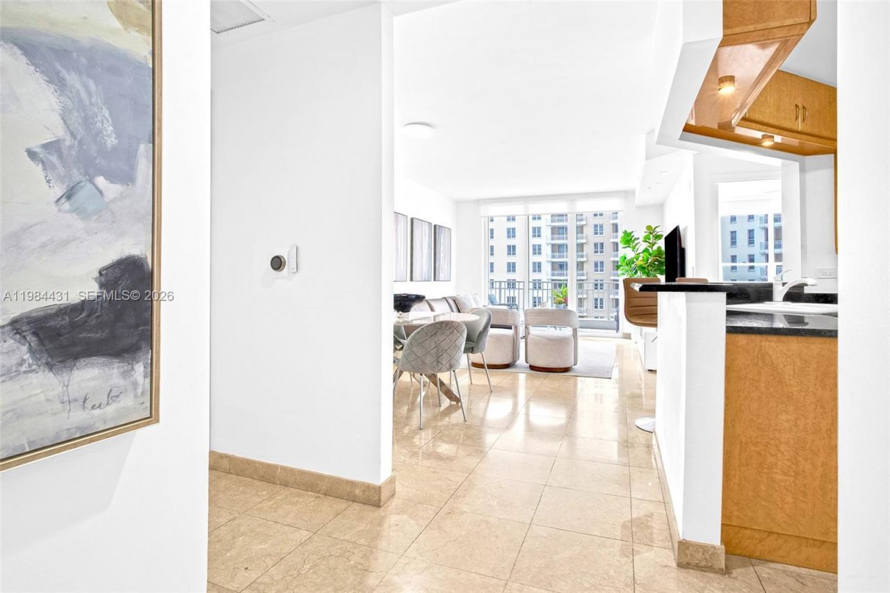 801 Brickell Key Blvd, Unit 907, Miami, FL 33131 Photo