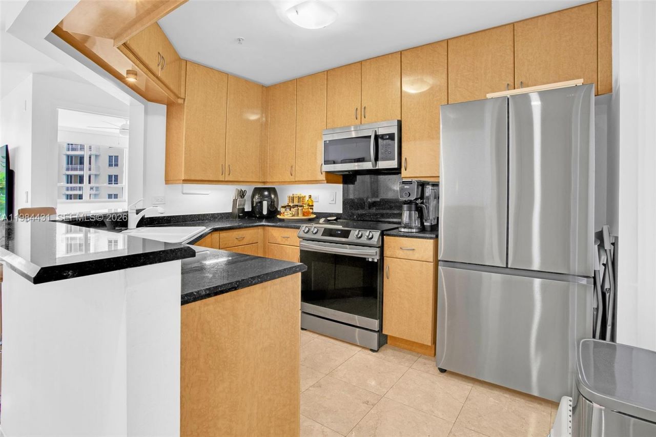801 Brickell Key Blvd, Unit 907, Miami, FL 33131 Photo