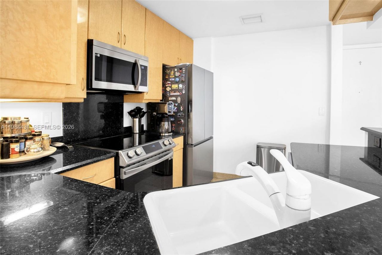 801 Brickell Key Blvd, Unit 907, Miami, FL 33131 Photo