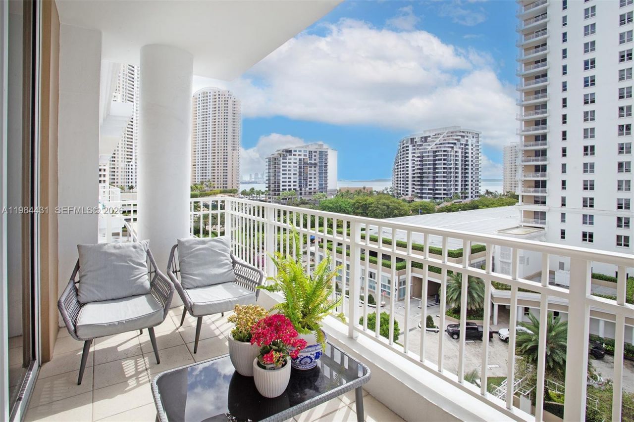 801 Brickell Key Blvd, Unit 907, Miami, FL 33131 Photo