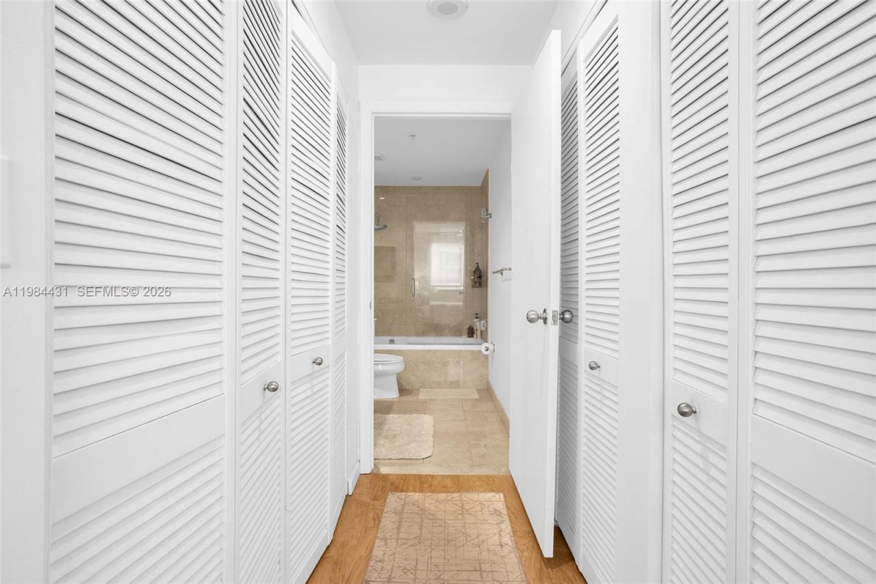 801 Brickell Key Blvd, Unit 907, Miami, FL 33131 Photo
