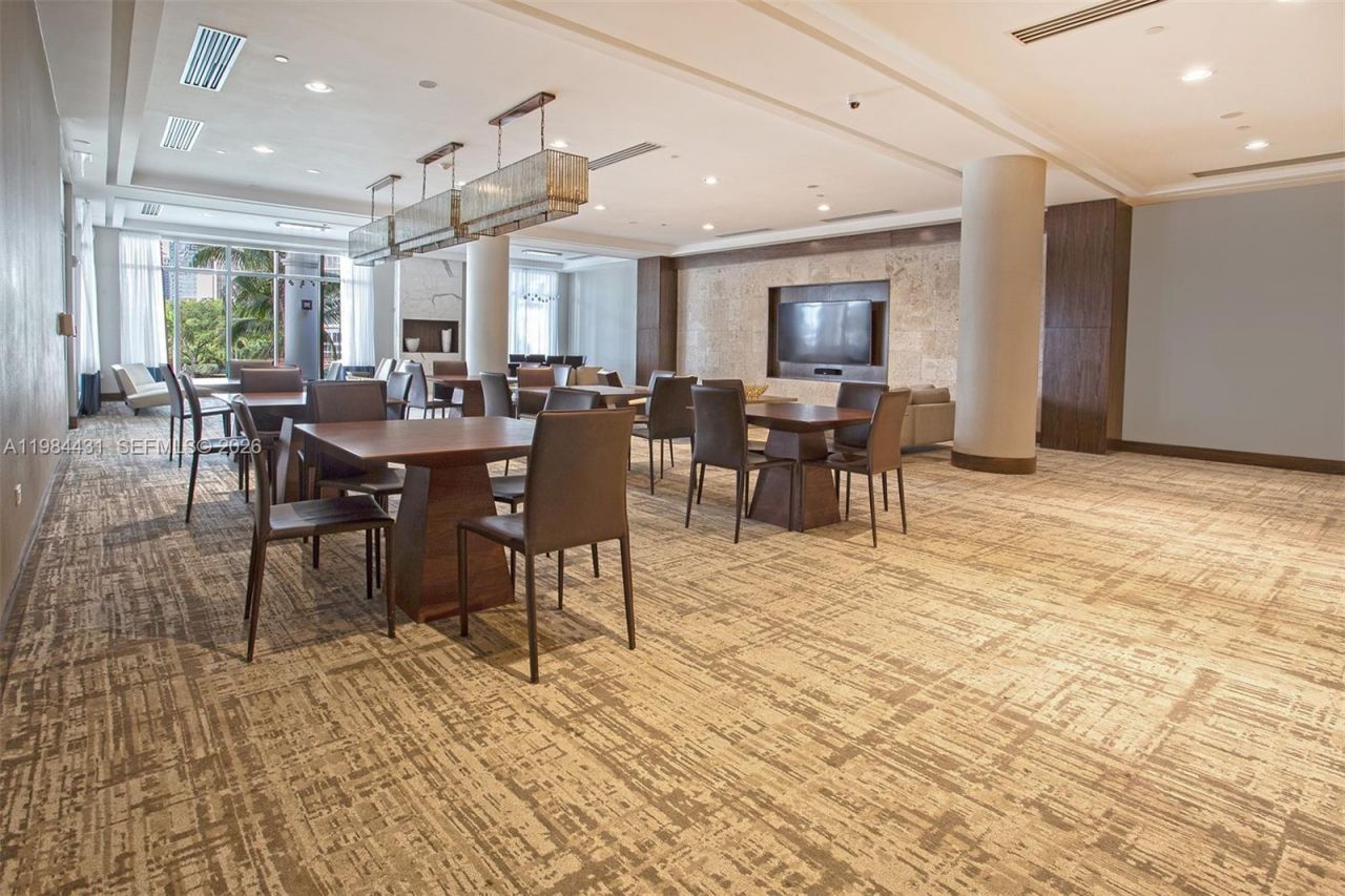 801 Brickell Key Blvd, Unit 907, Miami, FL 33131 Photo