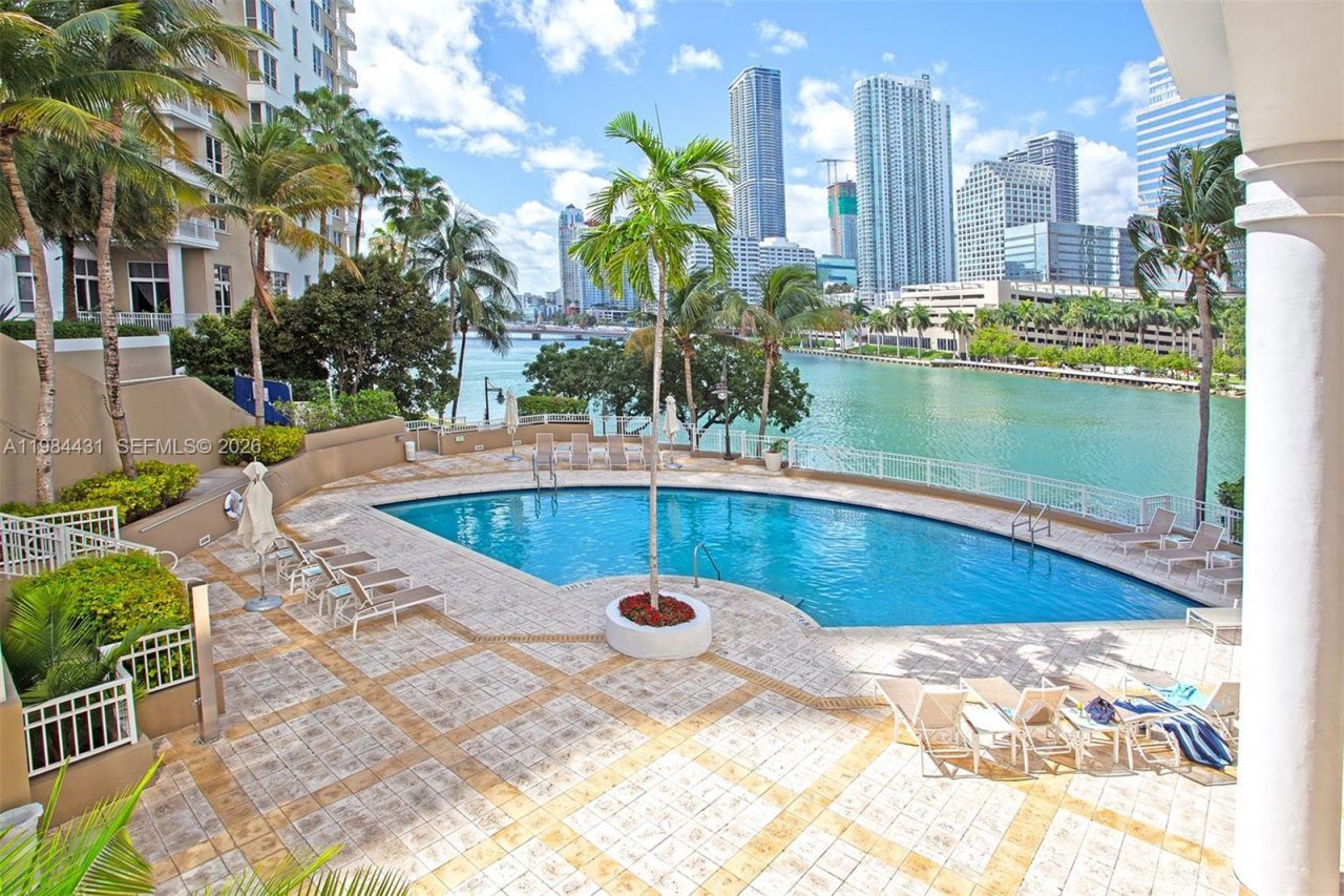 801 Brickell Key Blvd, Unit 907, Miami, FL 33131 Photo