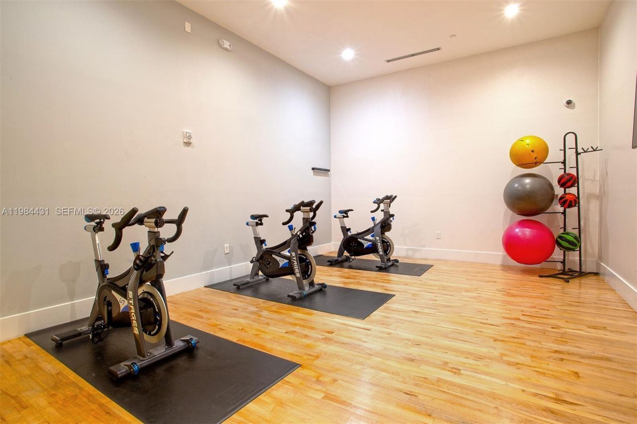 801 Brickell Key Blvd, Unit 907, Miami, FL 33131 Photo