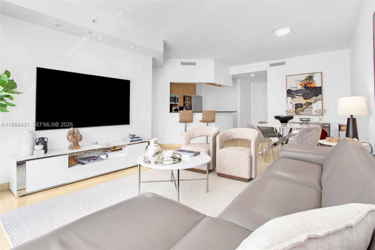 801 Brickell Key Blvd, Unit 907, Miami, FL 33131 Photo