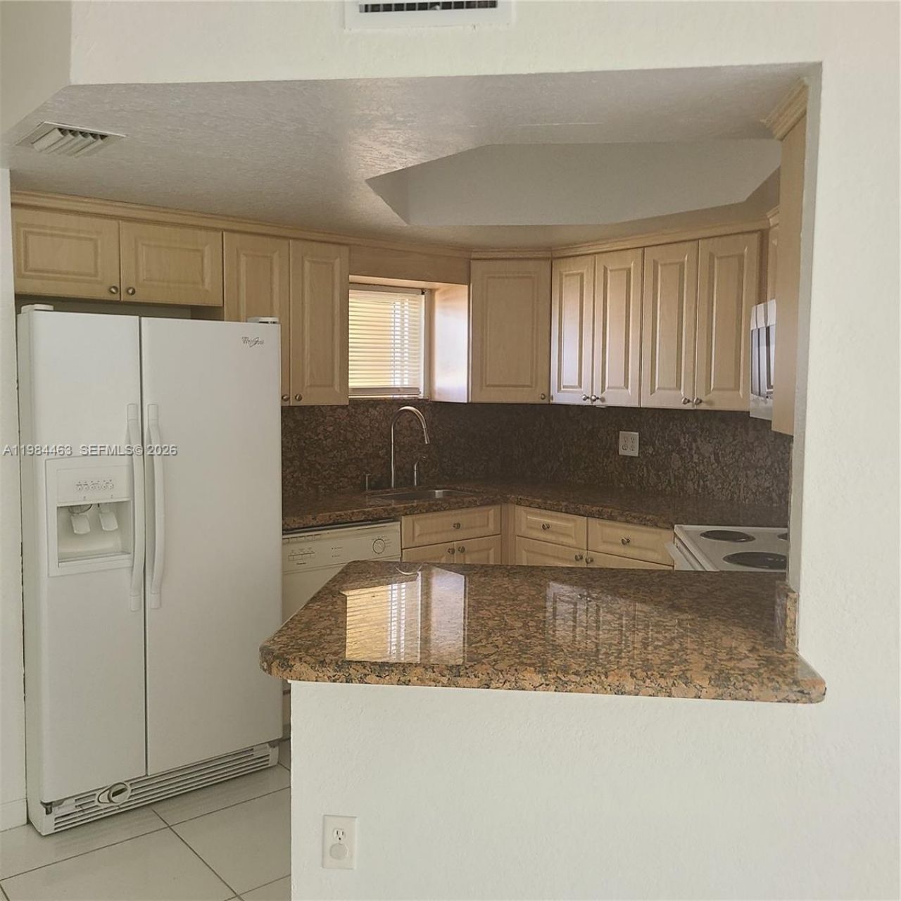 8245 Lake Dr, Unit 406, Doral, FL 33166 Photo