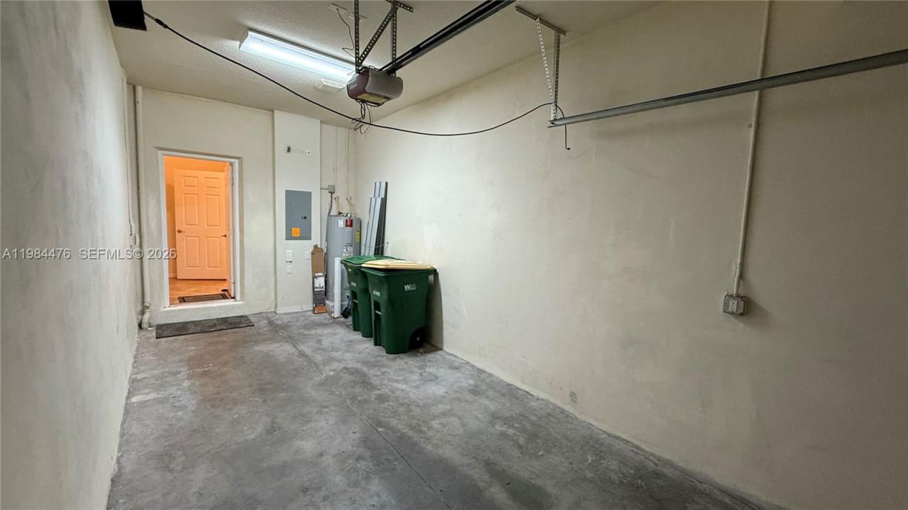 5866 Hampton Hills Blvd , Unit 5866, Tamarac, FL 33321 Photo