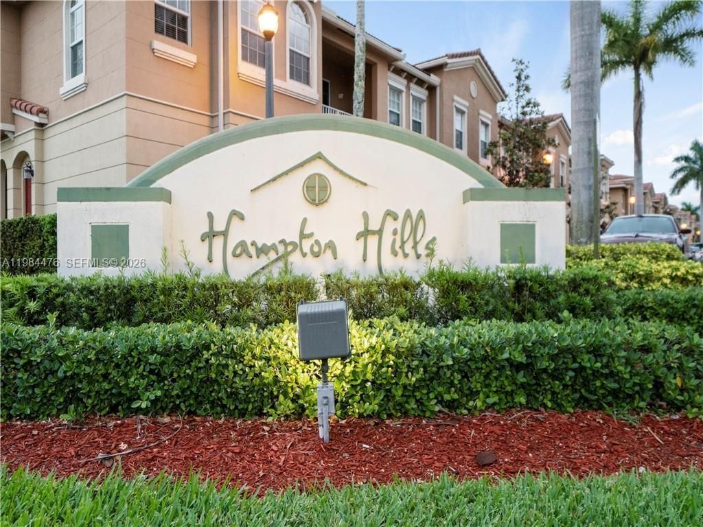 5866 Hampton Hills Blvd , Unit 5866, Tamarac, FL 33321 Photo