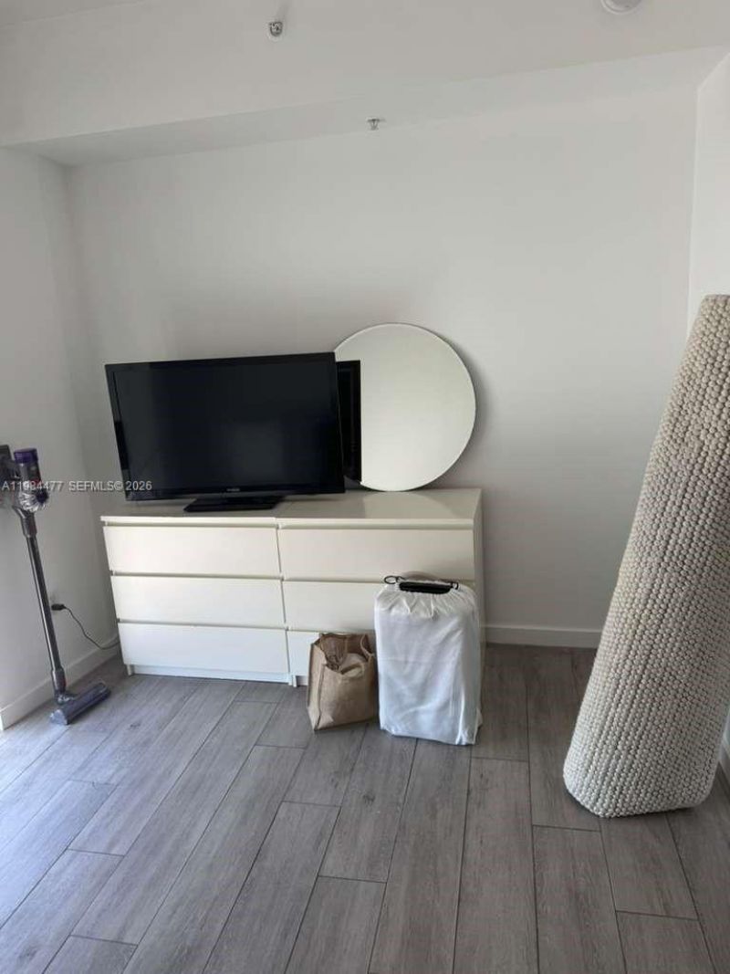 1010 SW 2nd Av , Unit 1502, Miami, FL 33130 Photo