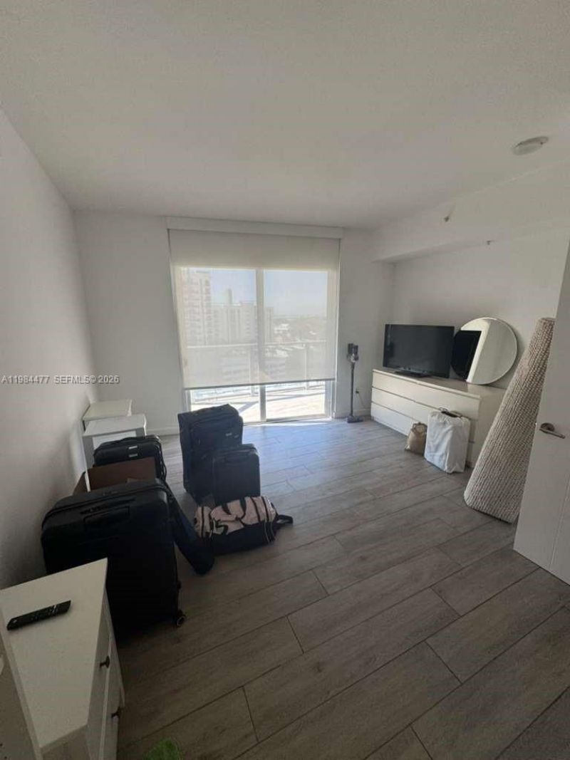 1010 SW 2nd Av , Unit 1502, Miami, FL 33130 Photo