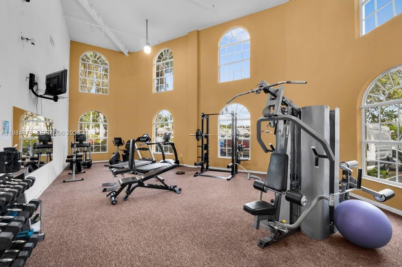 1640 Presidential Way , Unit 405, West Palm Beach, FL 33401 Photo