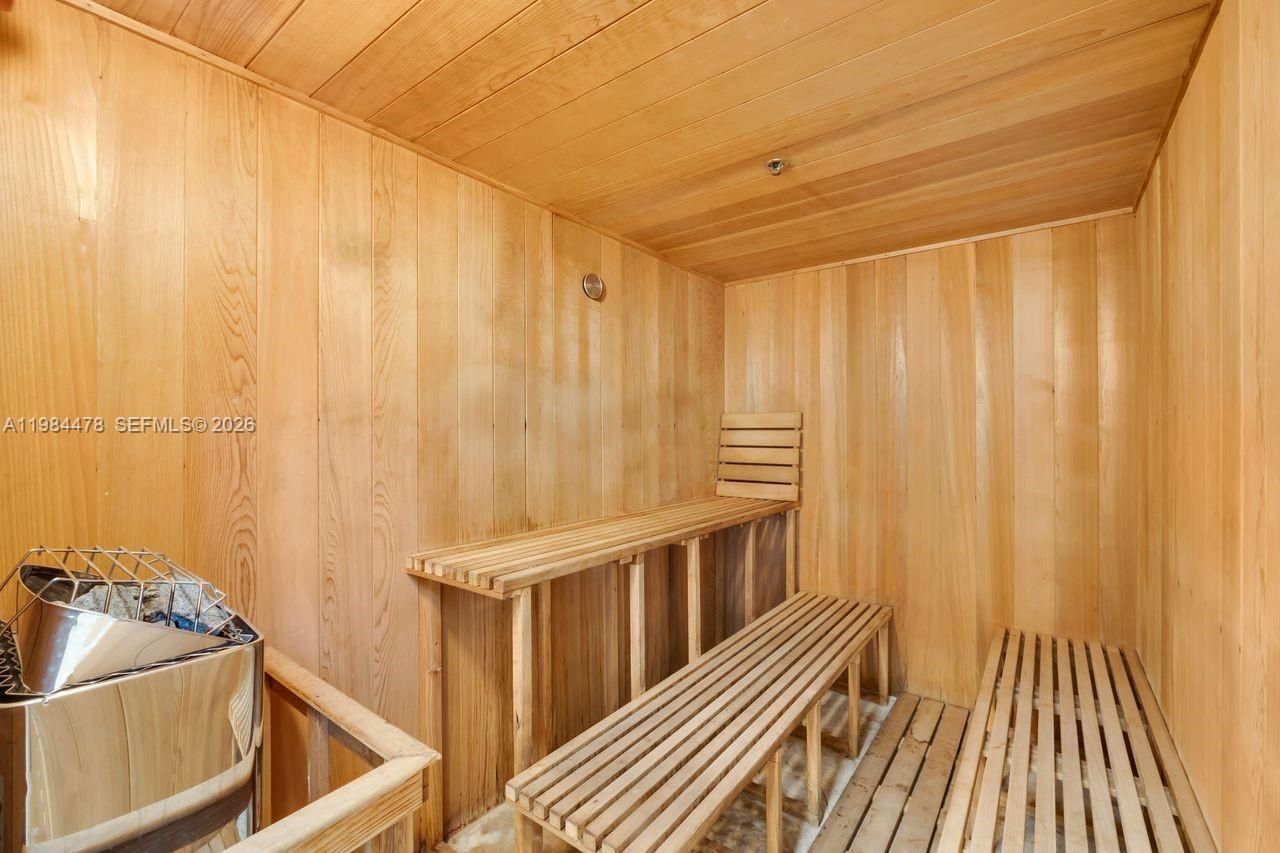 1640 Presidential Way , Unit 405, West Palm Beach, FL 33401 Photo