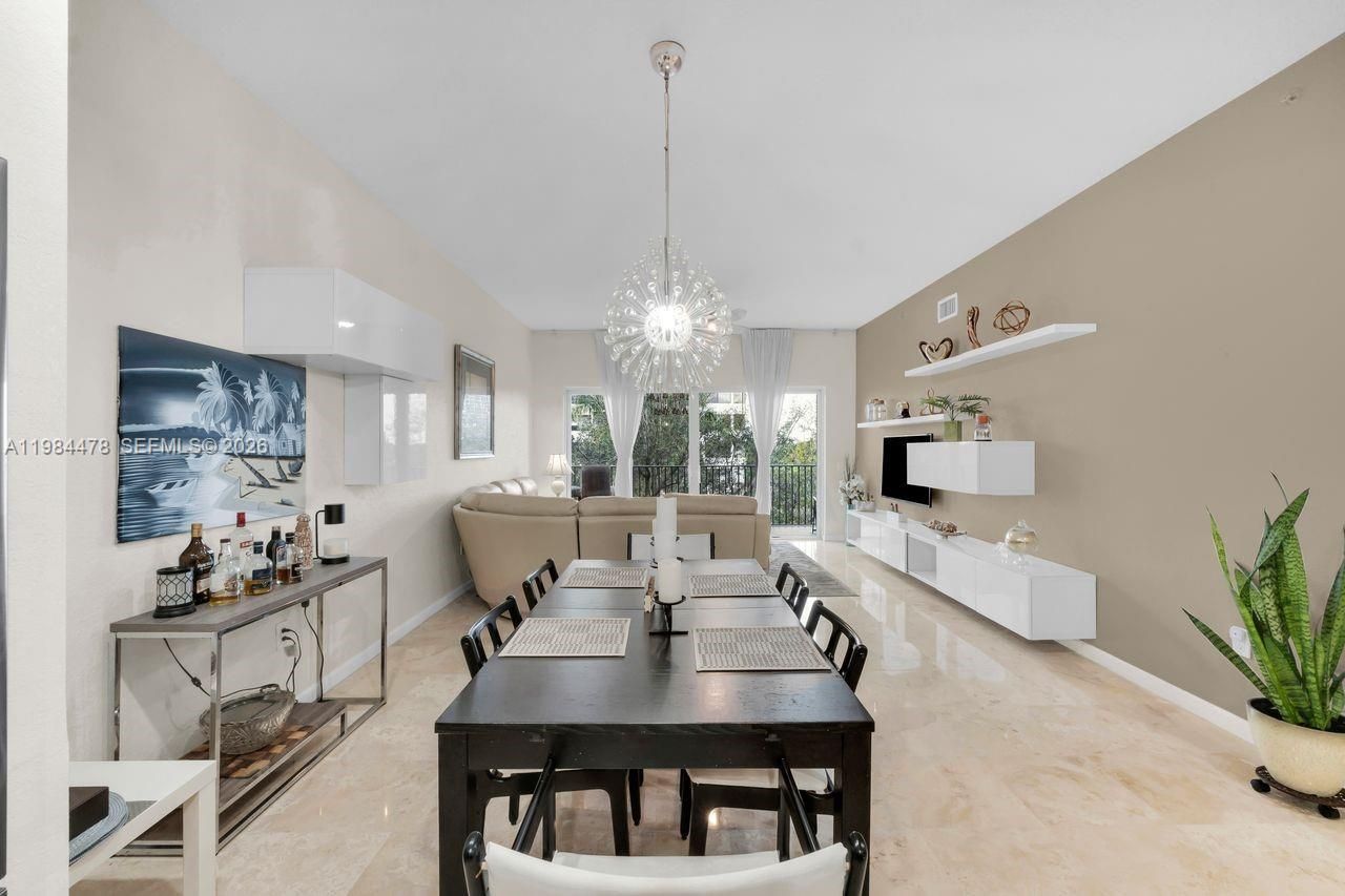 1640 Presidential Way , Unit 405, West Palm Beach, FL 33401 Photo