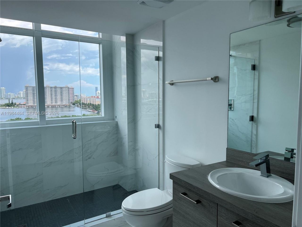 400 Sunny Isles Blvd , Unit 1105, Sunny Isles Beach, FL 33160 Photo