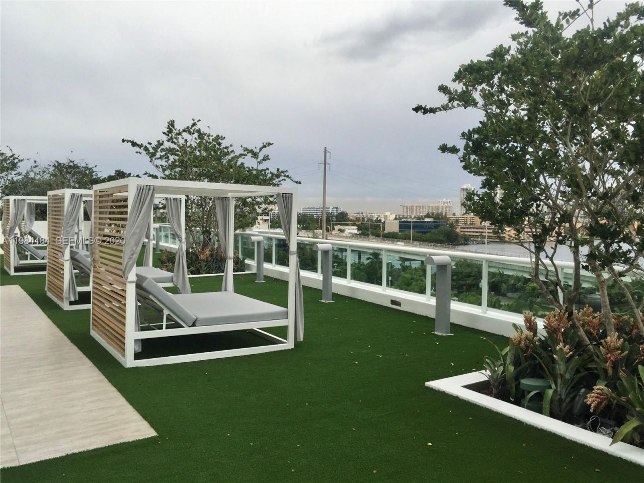 400 Sunny Isles Blvd , Unit 1105, Sunny Isles Beach, FL 33160 Photo