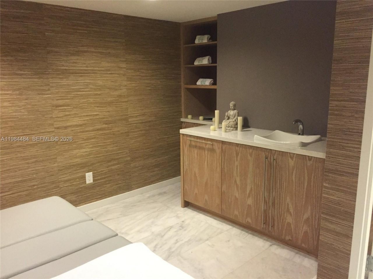 400 Sunny Isles Blvd , Unit 1105, Sunny Isles Beach, FL 33160 Photo