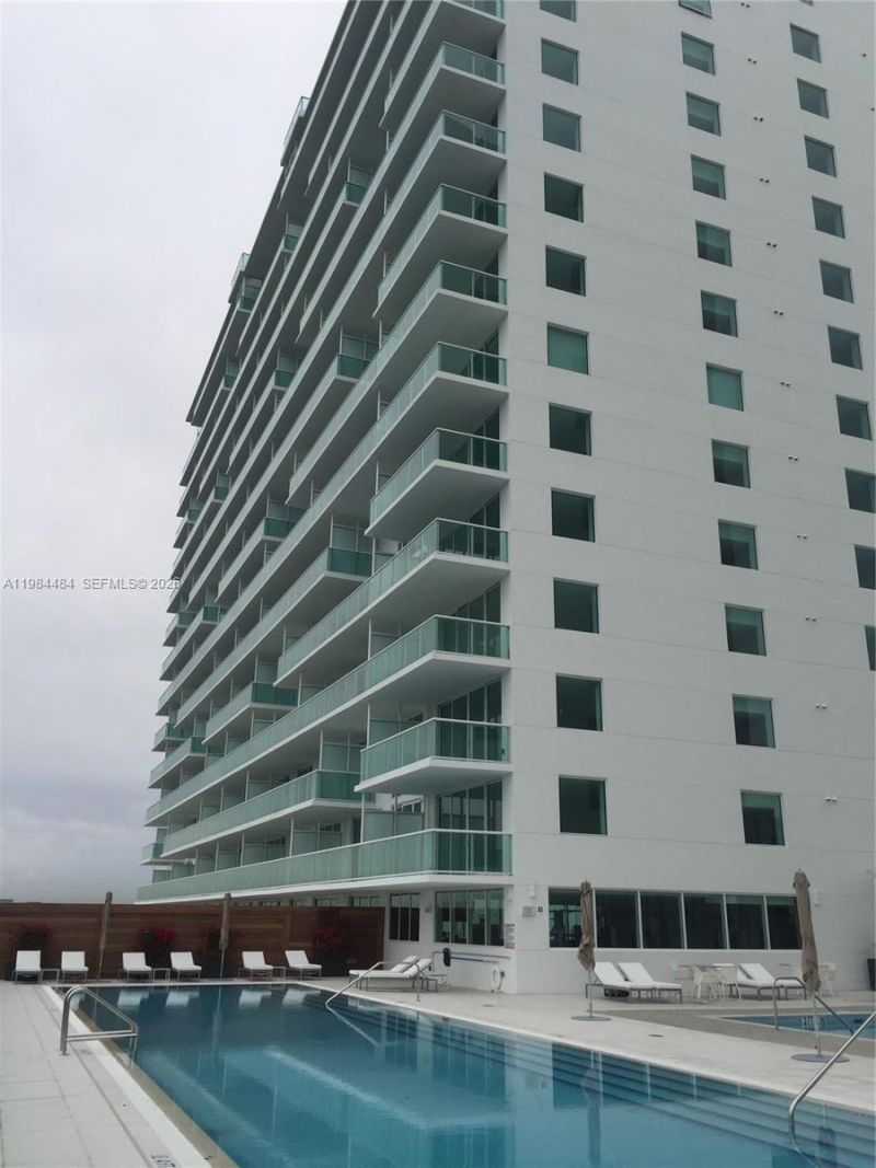 400 Sunny Isles Blvd , Unit 1105, Sunny Isles Beach, FL 33160 Photo