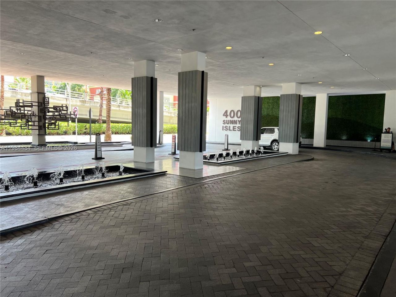 400 Sunny Isles Blvd , Unit 1105, Sunny Isles Beach, FL 33160 Photo