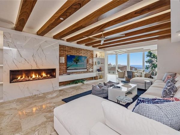 4000 Royal Marco WAY, Unit 822, MARCO ISLAND, FL 34145