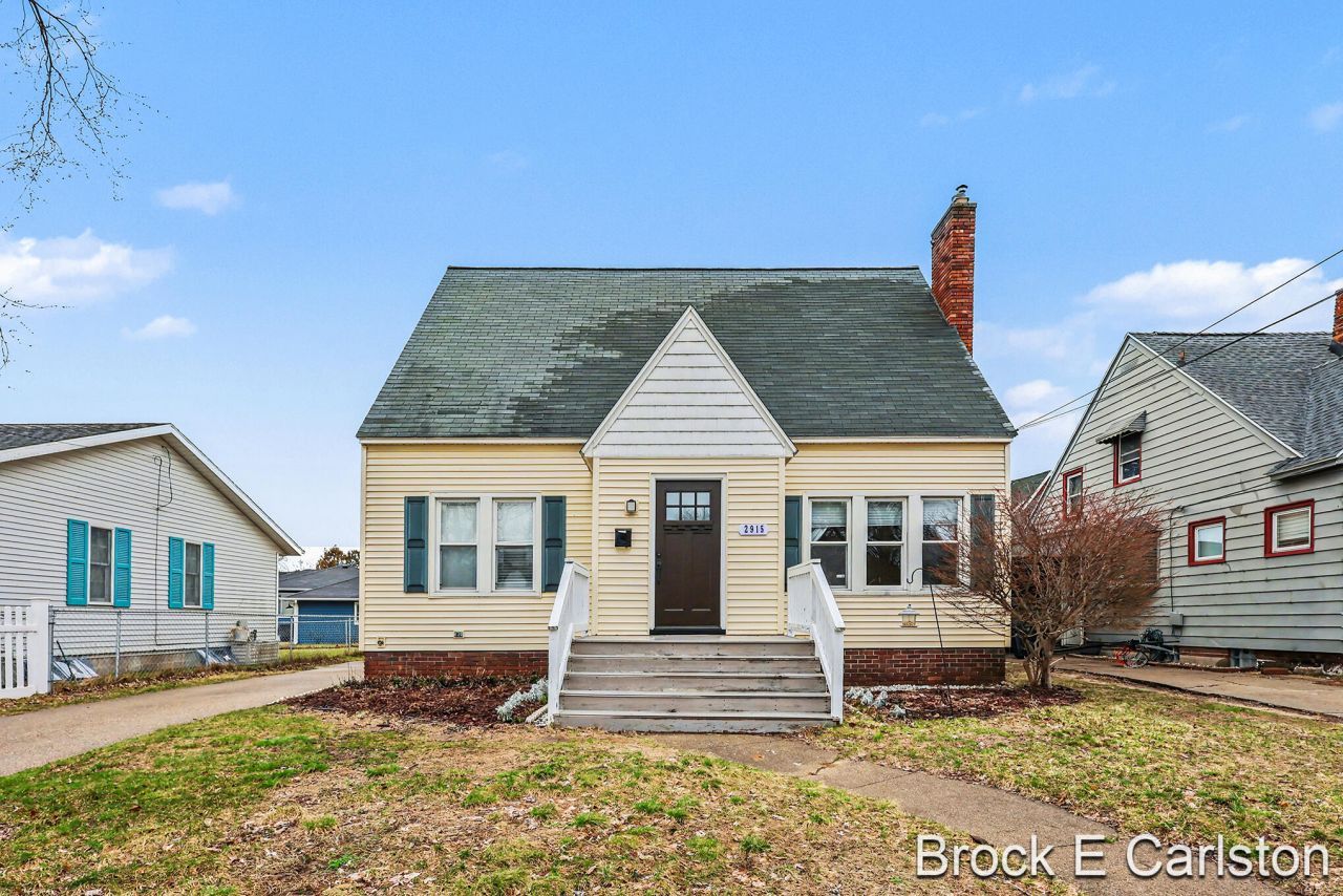 2915 Westland Road, Muskegon, MI 49441 Main Photo