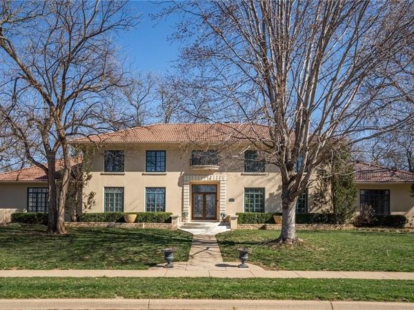 4412 Nicklaus Drive, Lawrence, KS 66047