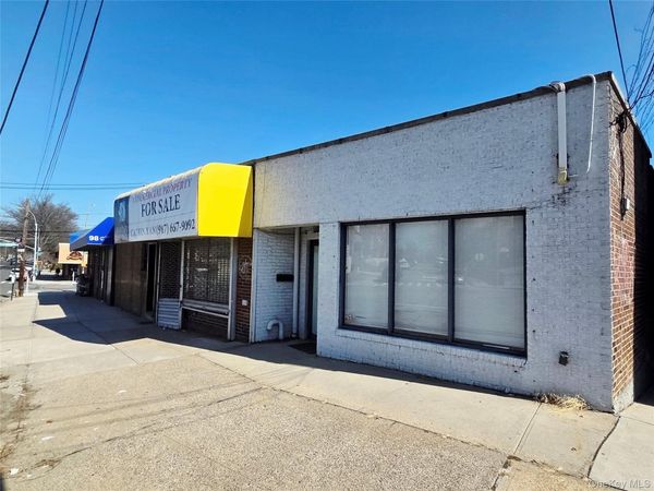 4613 188th Street , Flushing, NY 11358