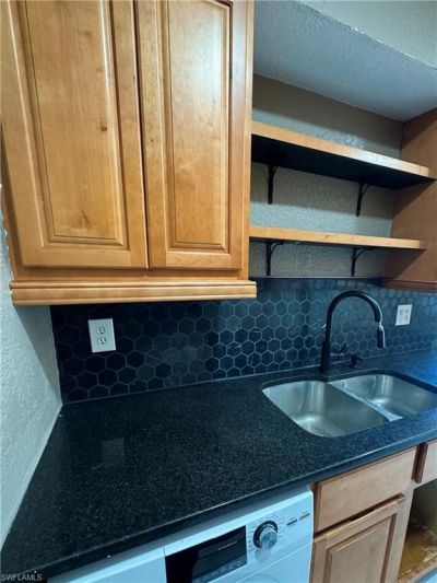 4603 Bayshore Dr, Unit F4, Naples, FL 34112 Photo