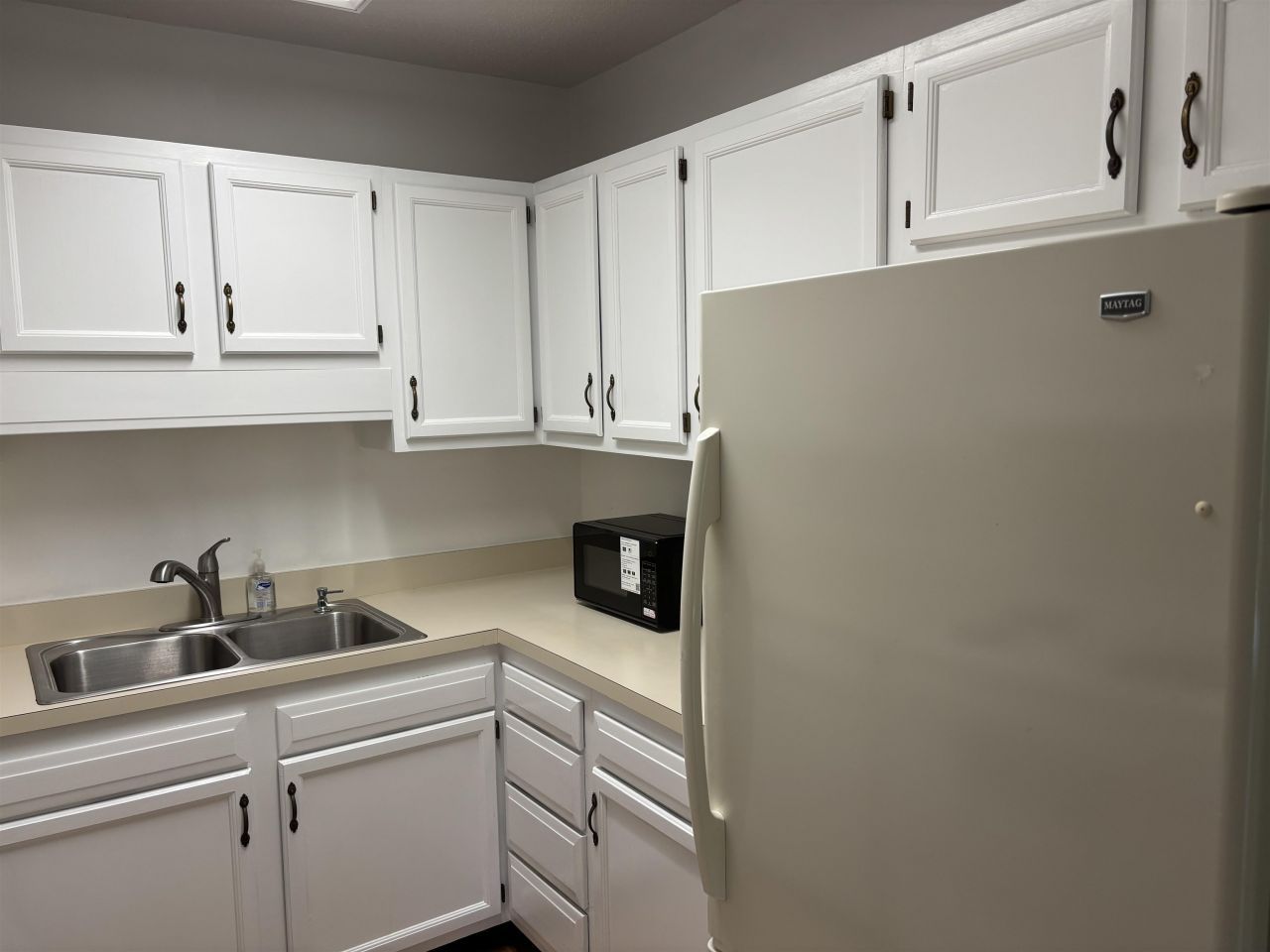 5001 Little River Rd. Photo 9