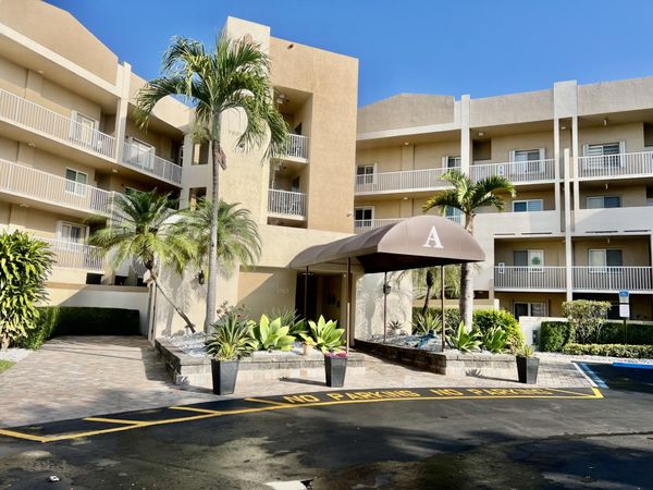 7843 Granville Drive, Tamarac, FL 33321