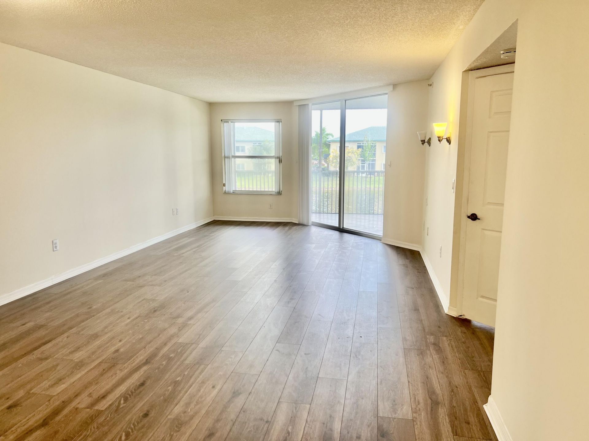 7843 Granville Drive, Tamarac, FL 33321 Photo