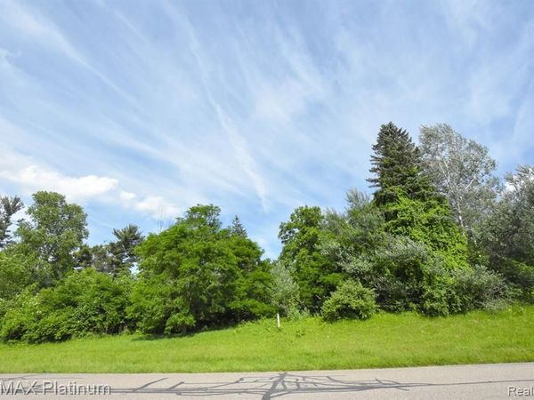 35 SHANNON GLEN Drive , Tyrone Twp, MI 48430