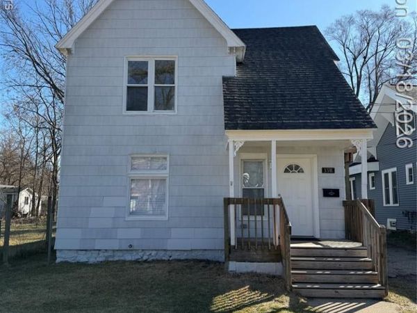 398 N Saginaw Street, Pontiac, MI 48342