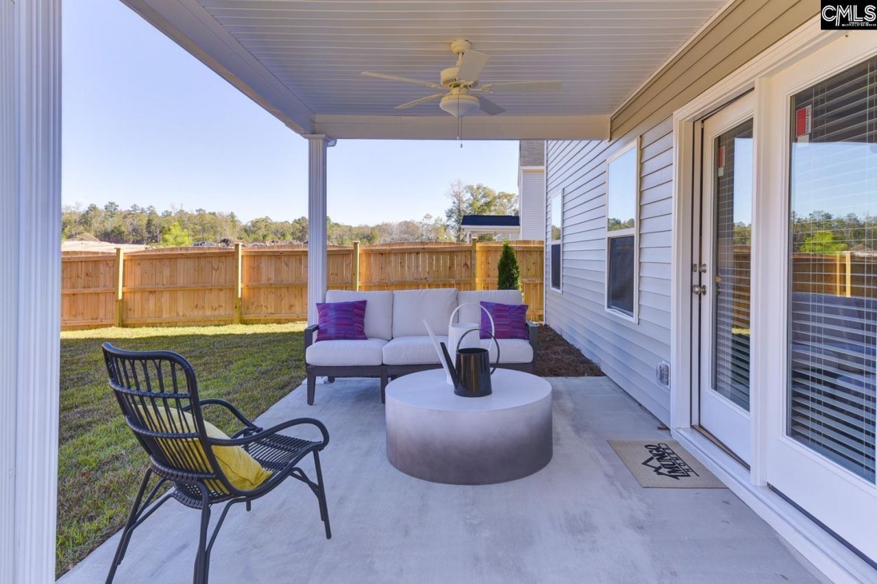 216 Laurinton Farms Drive  Photo 6