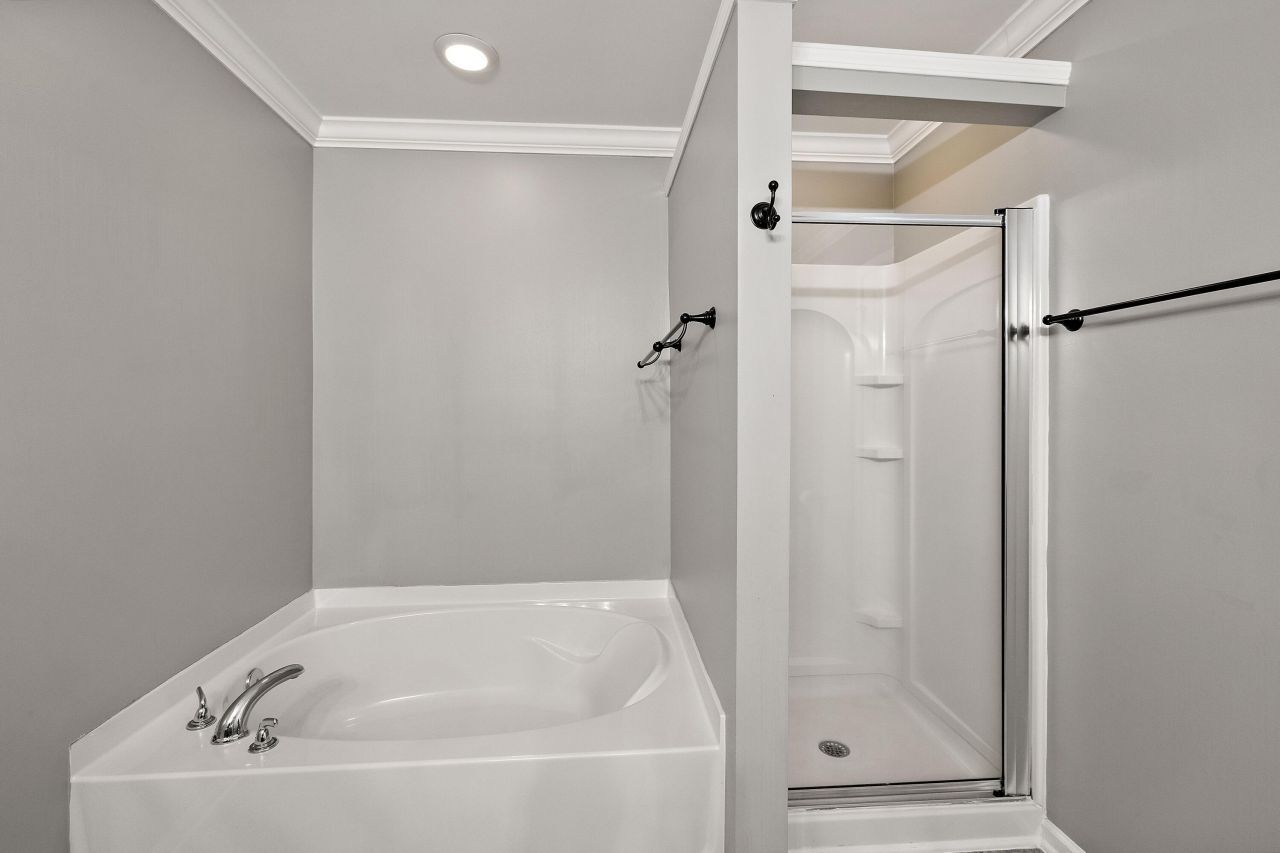 109 Shea Street Photo 12